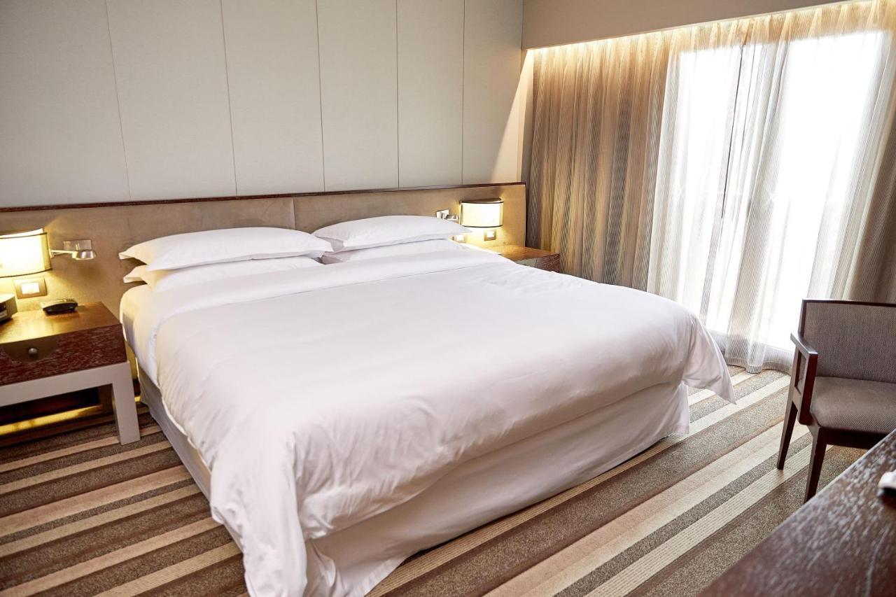 Sheraton Historic Center 5*